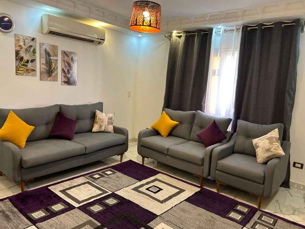 🏡 شقة فندقية للإيجار بمدينتي – رفاهية الإقامة بأسعار مميزة