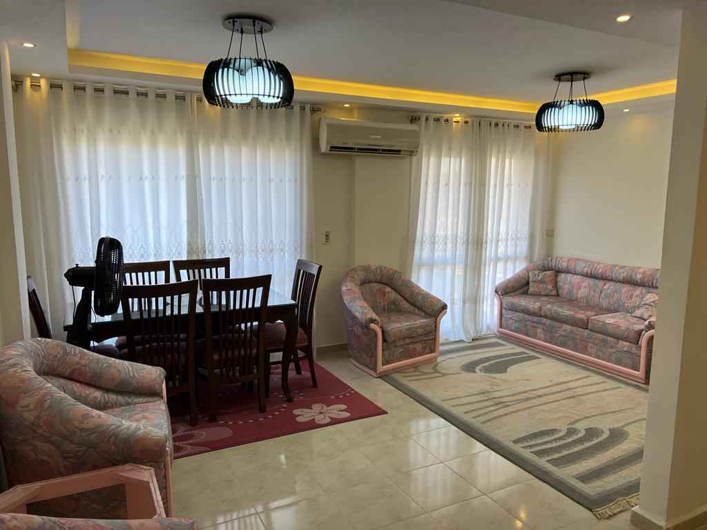 شقة فندقية في مدينتي