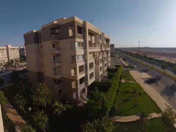 للايجار المفروش شقة بمدينتي