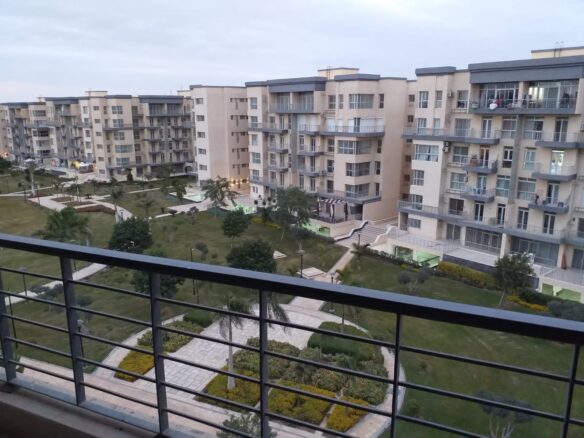 شقة للإيجار المفروش بمدينتي B8