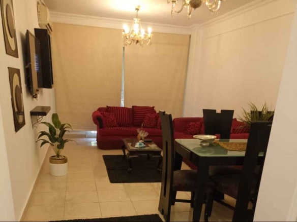 شقة أرضي بجاردن للإيجار بمدينتي B2