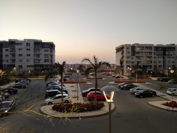 شقة للإيجار بمدينتي B10 – مساحة 96 متر وإطلالة وايد جاردن - تايكون العقاري