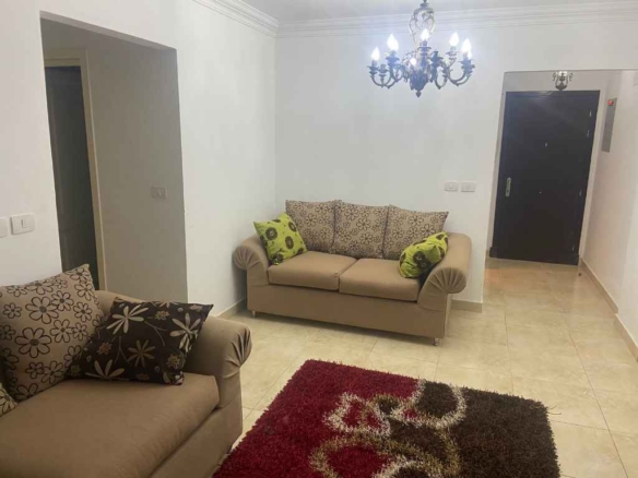 شقة مفروشة للايجار مدينتي B12