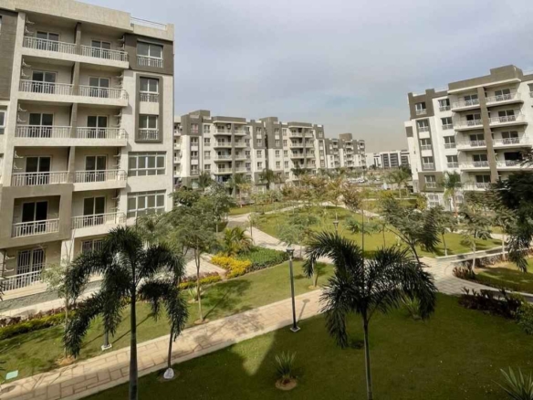 إيجار شقة مفروشة فاخرة بمدينتي