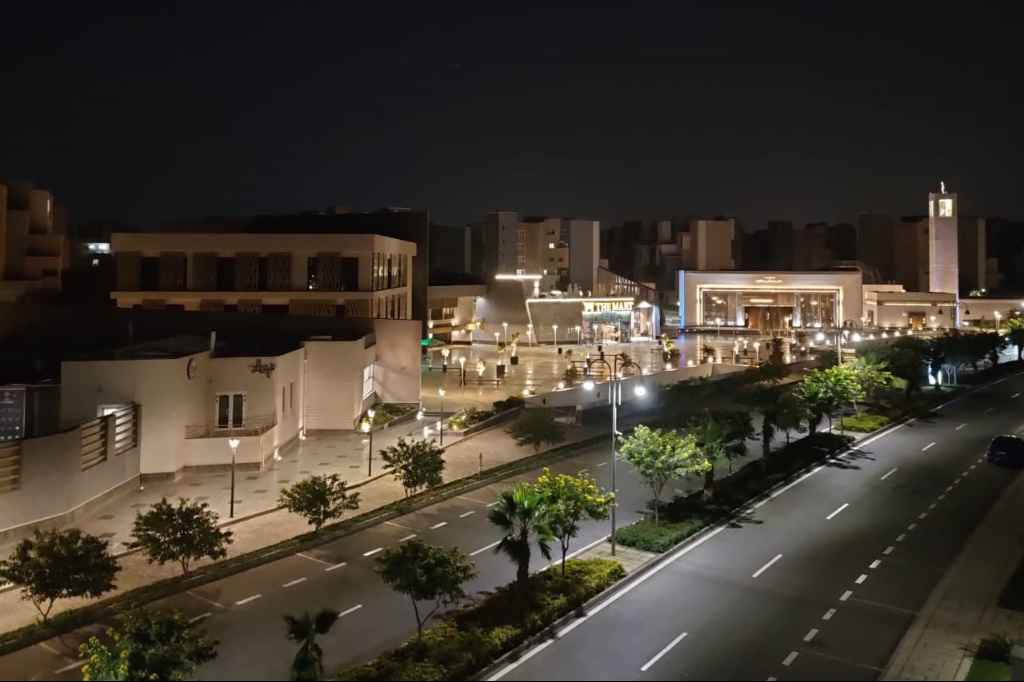 شقة مفروشة للإيجار بفرش فندقي في مدينتي - تايكون العقاري