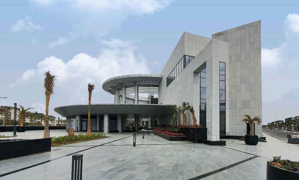 East hub- ايست هب مول مدينتي