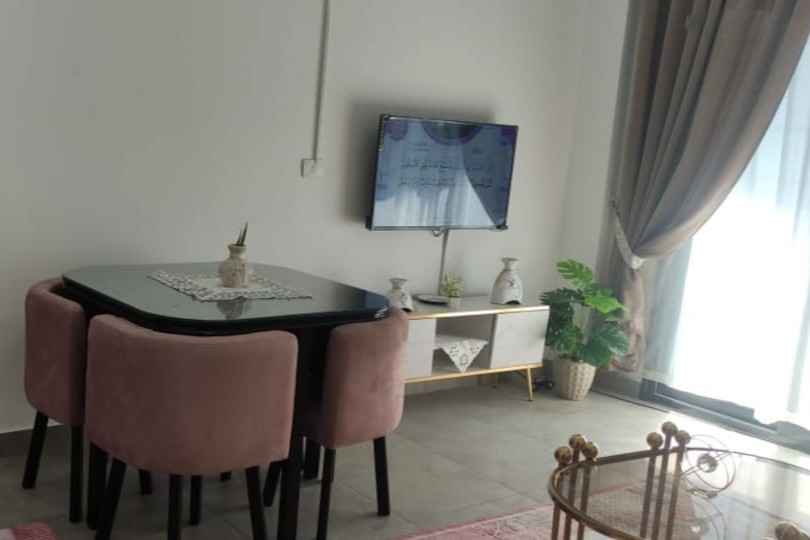 شقة مفروشة في بريفادو بإطلالة على البحيرات