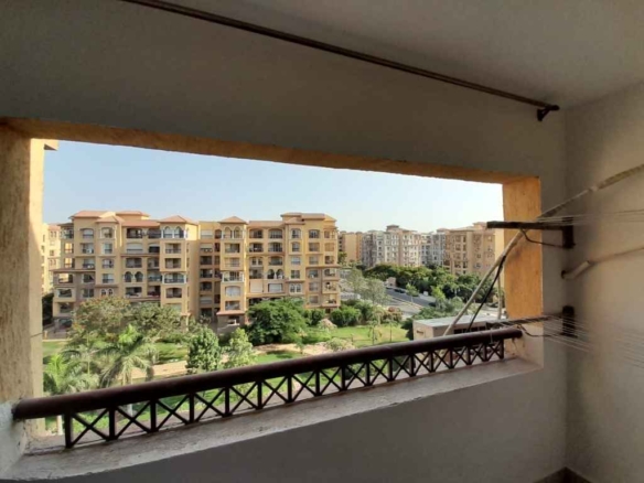 شقة للايجار مفروش في مدينتي B1 مساحة 138 متر.