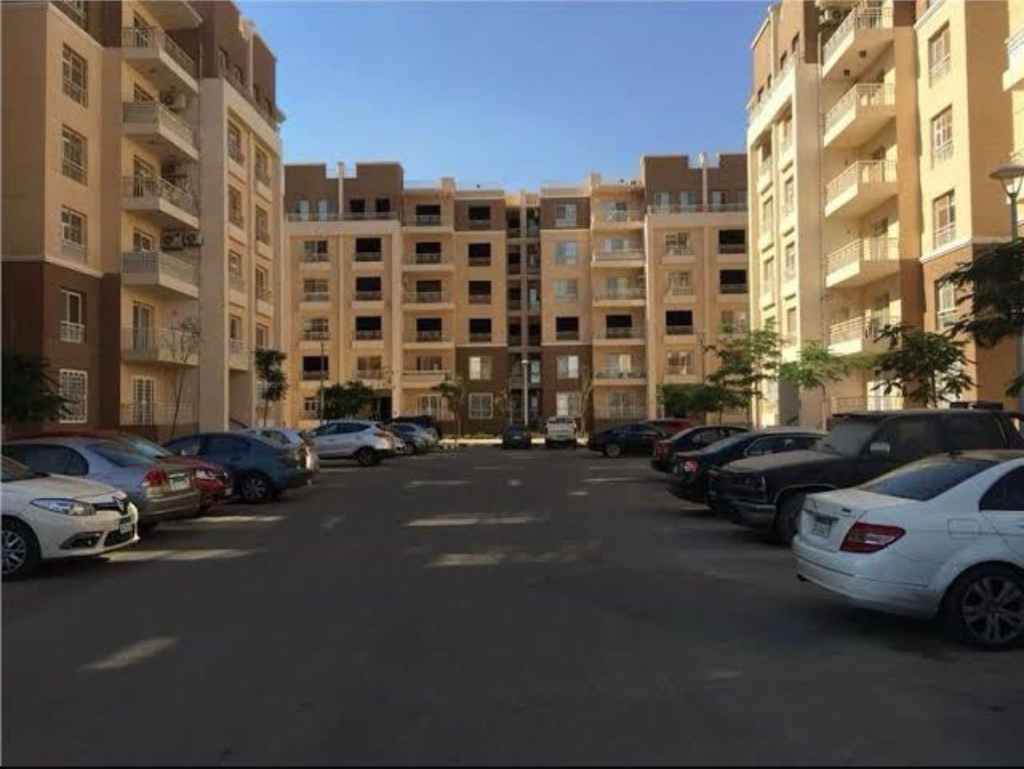 شقة استلام فوري للبيع في مدينتي B11 مساحة 88 متر.