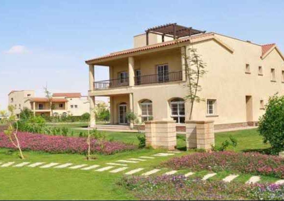 للبيع فيلا Standalone بمدينتي.