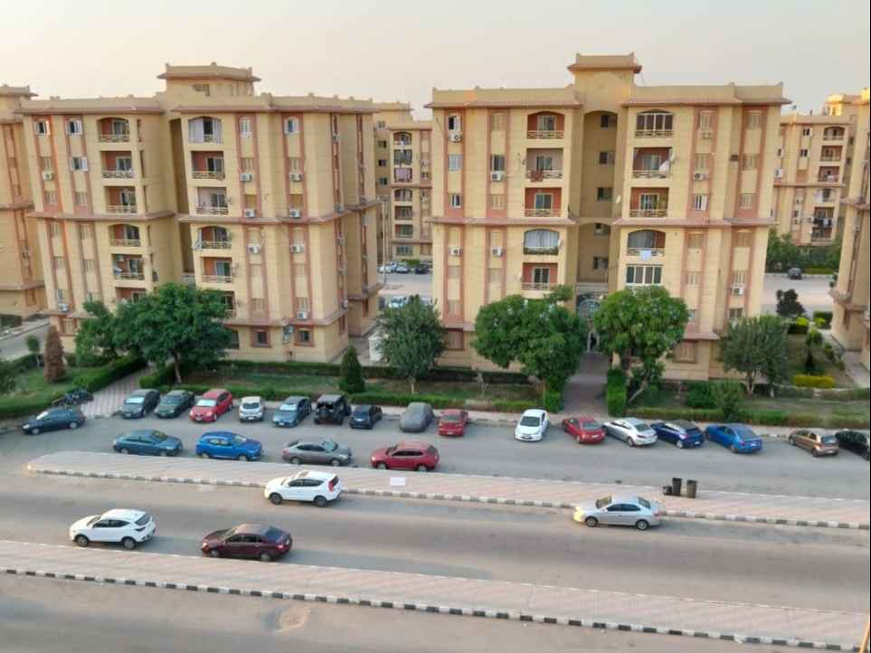 شقة للإيجار 120م بحري بمدينة المستقبل قطاع 700