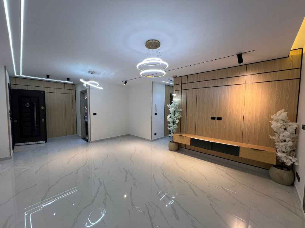 شقة بحديقة خاصة للبيع في مدينتي B10 – تشطيب فندقي مميز شقة بحديقة خاصة للبيع في مدينتي B10 بتشطيب فندقي