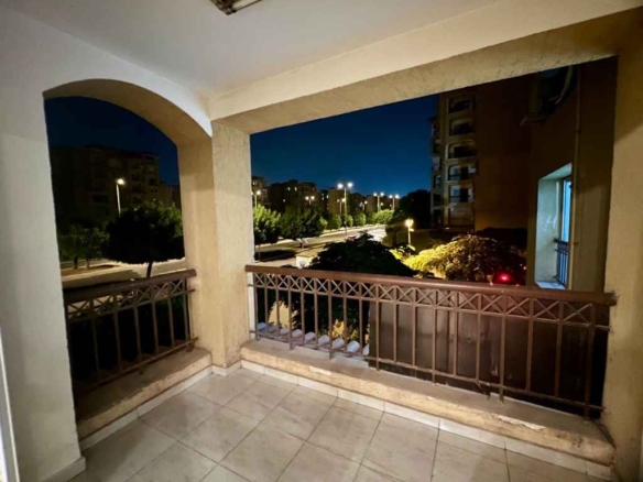 شقة 140م غير مفروشة للإيجار بمدينتي