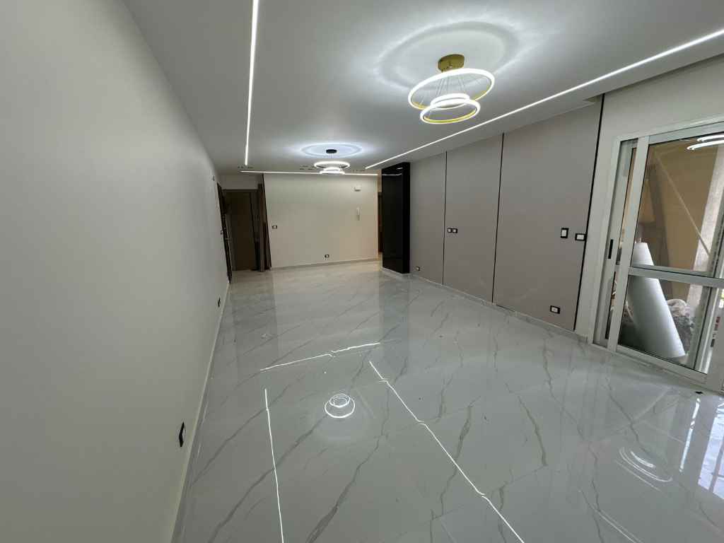 شقة سوبر لوكس للبيع بمدينتي B1 تشطيب فندقي