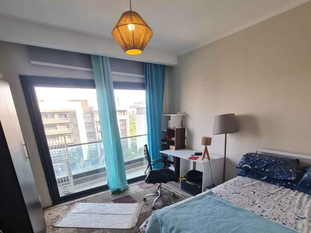 غرفة نوم في شقة 131م للبيع كاش بمدينتي B15.