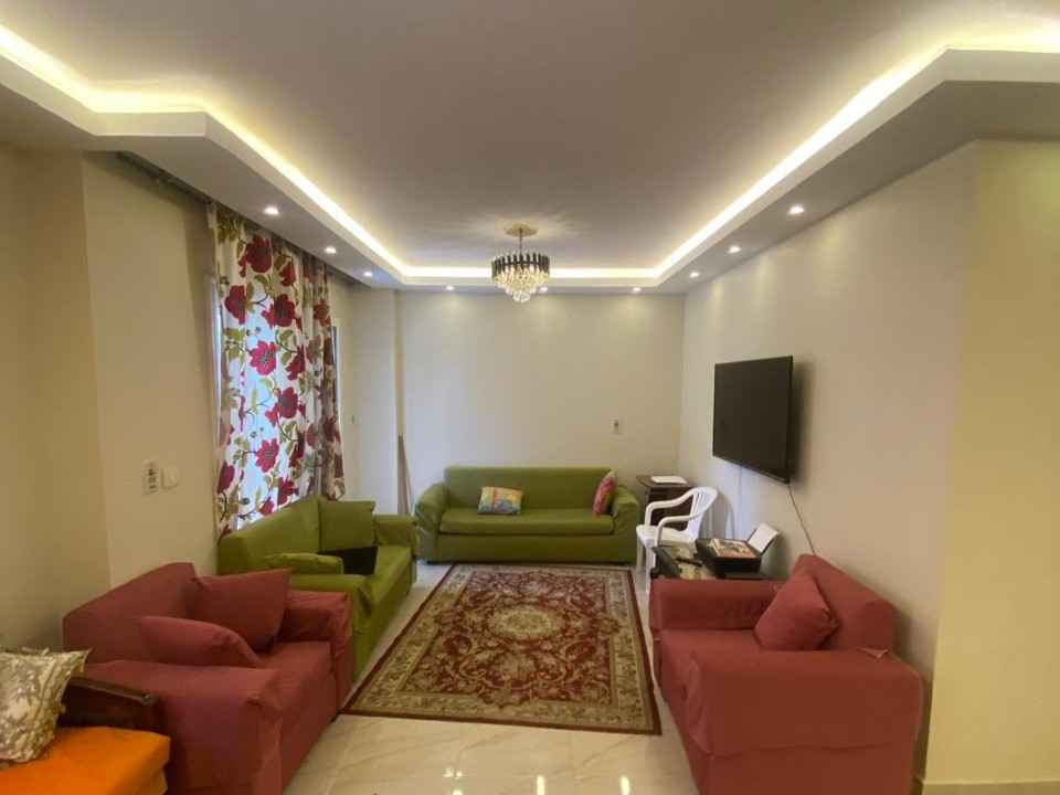 للبيع بمدينتي شقة 149م حجز قديم في B12.